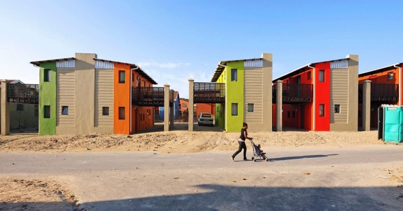 Sustainable buildings in Africa - Sandbag-Houses-in-South-Africa